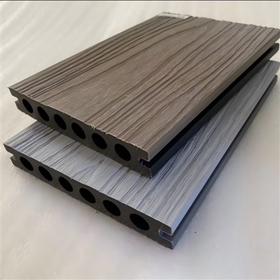 Podlaha WPC s okrúhlymi otvormi